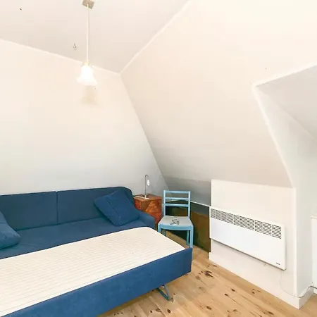 Amazing In W/ 5 Bedrooms *